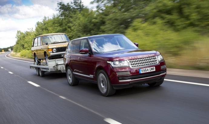 Land Rover Transparent Trailer and Cargo Sense detailed