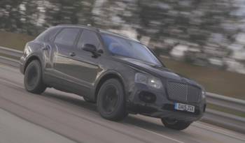 The 2016 Bentley Bentayga can do 301 km/h in the latest video