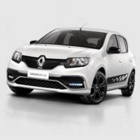 2016 Renault Sandero RS - Here is the French-Romanian hot hatch