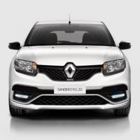 2016 Renault Sandero RS - Here is the French-Romanian hot hatch