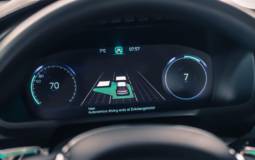 Volvo reveals the IntelliSafe Auto Pilot autonomous driving interface (+Video)
