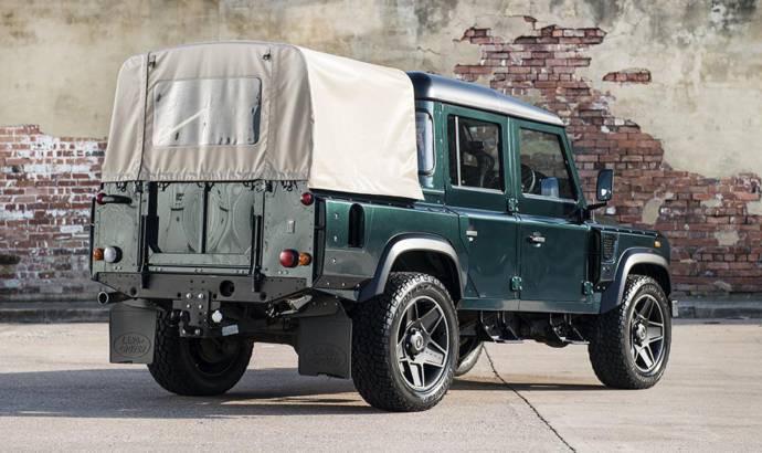 Land Rover Defender Chelsea Wide Track by Kahn Design