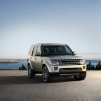 These are the new Land Rover Discovery Landmark and Graphite editions