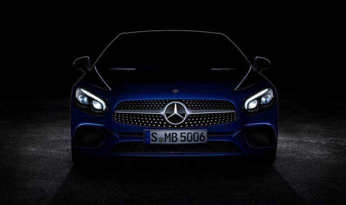 2016 Mercedes-Benz SL facelift - First official picture
