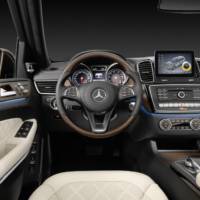 2017 Mercedes-Benz GLS - Official pictures and details