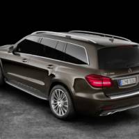 2017 Mercedes-Benz GLS - Official pictures and details