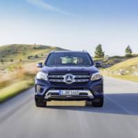 2017 Mercedes-Benz GLS - Official pictures and details