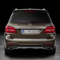 2017 Mercedes-Benz GLS - Official pictures and details