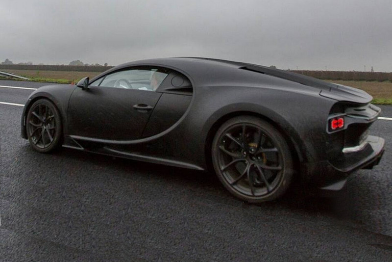 Bugatti Chiron First unofficial picture CarSession