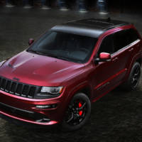 Jeep Wrangler Backcountry and Grand Cherokee SRT Night - Official pictures and details