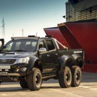 Toyota Hilux 6x6 interior modified by Overdrive