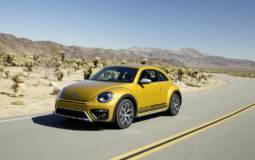 Volkswagen Beetle Dune Coupe and Cabrio unveiled
