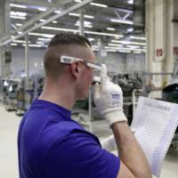 Volkswagen to use 3D glasses in Wolfsburg factory