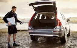 Volvo In-car Delivery launched for Chrystmas