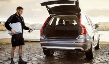 Volvo In-car Delivery launched for Chrystmas