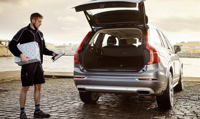 Volvo In-car Delivery launched for Chrystmas