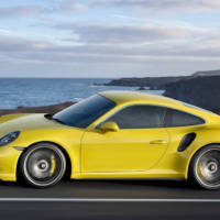 2016 Porsche 911 Turbo and Turbo S unveiled