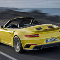 2016 Porsche 911 Turbo and Turbo S unveiled