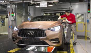 Infiniti Q30 enters production in Sunderland