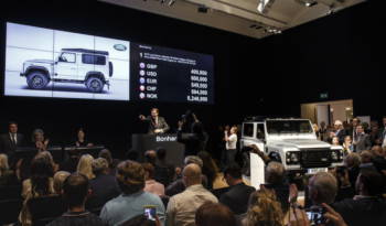 Land Rover Defender 2 million was sold for 400.000 GBP