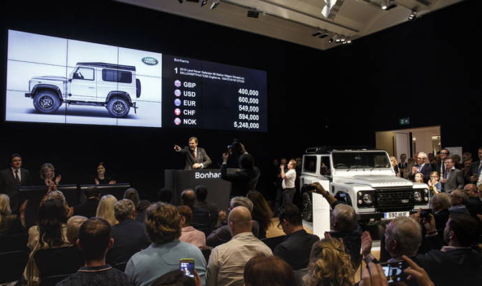 Land Rover Defender 2 million was sold for 400.000 GBP