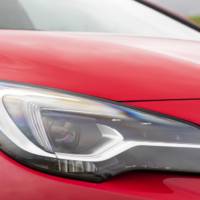 Opel Astra Adaptive LED Matrix detailed