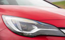 Opel Astra Adaptive LED Matrix detailed