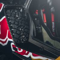 Peugeot 2016 Dakar model revealed