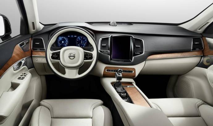 Volvo S90 interior detailed in new video