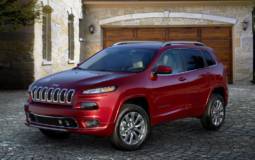 2016 Jeep Overland available at 35.000 USD