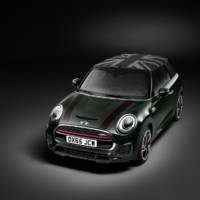 2016 Mini John Cooper Works Convertible unveiled