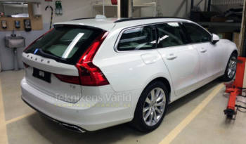 2016 Volvo V90 spied naked!