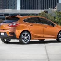 2017 Chevrolet Cruze Hatchback - Official pictures and details