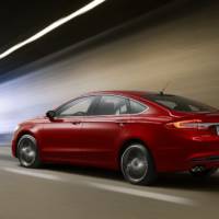 2017 Ford Fusion V6 Sport is here with 325 HP and AWD