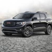 2017 GMC Acadia introduced