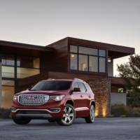 2017 GMC Acadia introduced