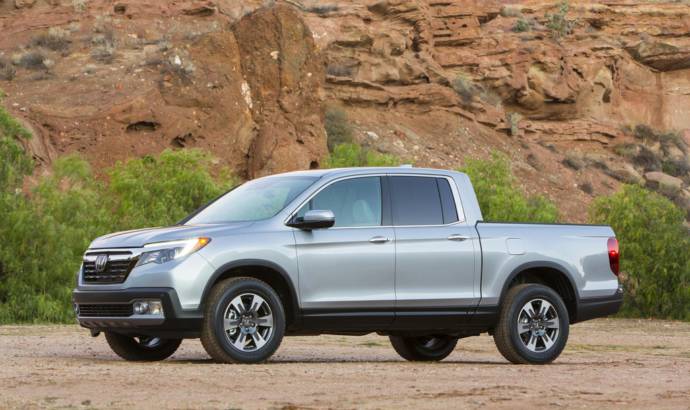 2017 Honda Ridgeline truck unveiled