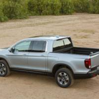 2017 Honda Ridgeline truck unveiled