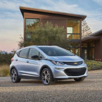 Chevrolet Bolt unveiled in production version