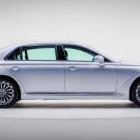 Genesis G90 luxury sedan details and photos