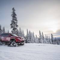 Nissan Rogue Warrior concept has snow tracks