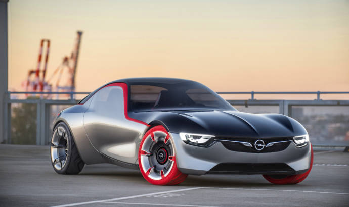 Opel GT Concept makes public debut