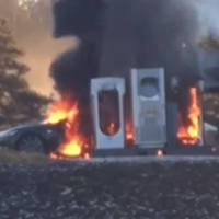 Tesla Model S burned in Norway (Video)