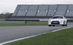 Track battle of the day: Porsche 911 GT3 vs Nissan GT-R