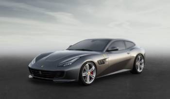2016 Ferrari GTC4Lusso official details and pictures