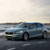 2016 Volvo V40 facelift - Official pictures and details