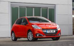Peugeot 208 with only 79 g/km enters UK market