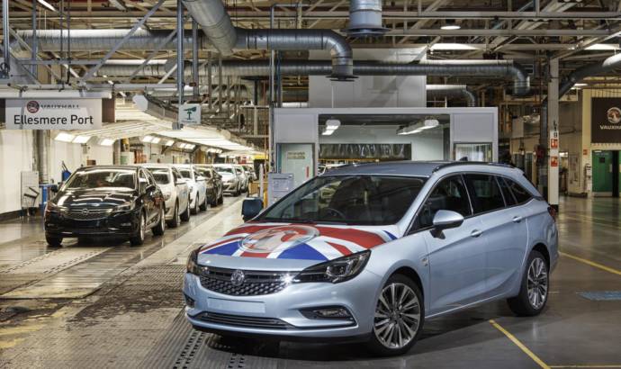 Vauxhall Astra Sports Tourer entered production in the UK