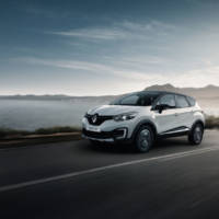 2016 Renault Kaptur 4x4 - Official pictures and details