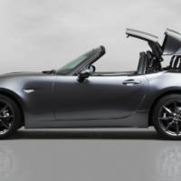 Mazda MX-5 Retractable Fastback unveiled